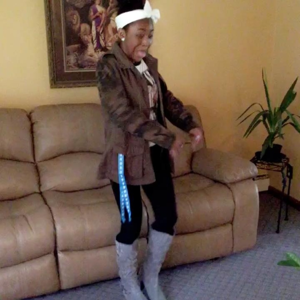 Meet your Posher, Valöna